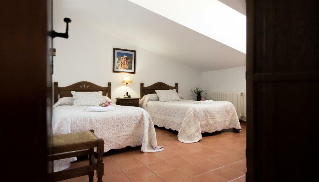 Apartamento 2 4/6 Pax Casa Rural El Sauce. A 2,5 Km De Cuenca Capital Nohales Exterior photo