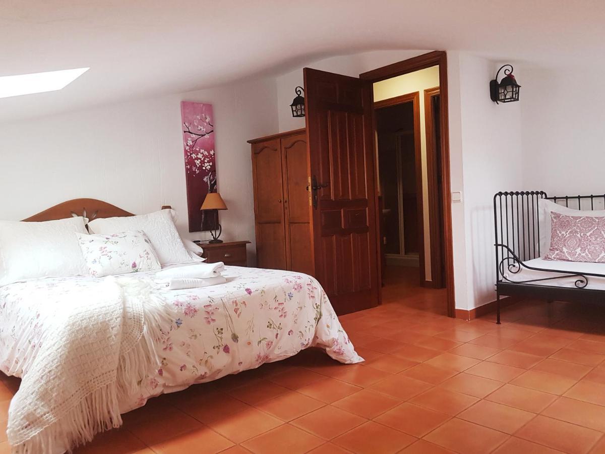 Apartamento 2 4/6 Pax Casa Rural El Sauce. A 2,5 Km De Cuenca Capital Nohales Exterior photo